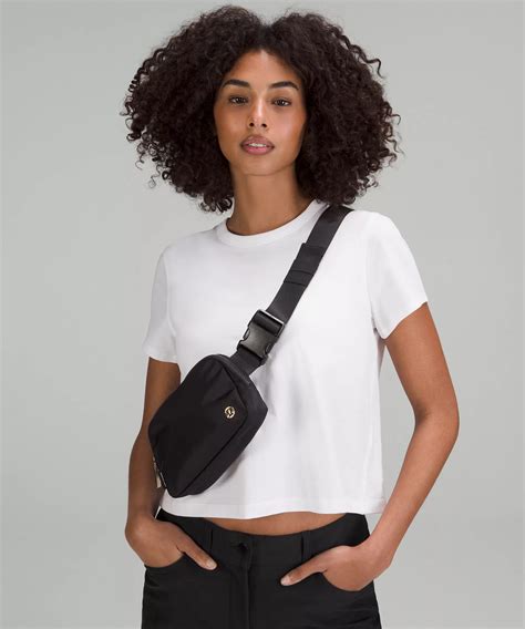 Shield Belt Bag in Black 